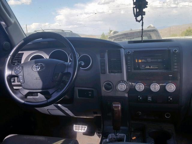 Photo 8 VIN: 5TFBW5F10AX112360 - TOYOTA TUNDRA DOU 