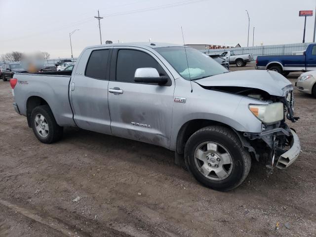 Photo 3 VIN: 5TFBW5F11AX118426 - TOYOTA TUNDRA 