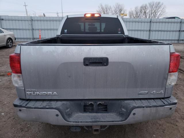 Photo 5 VIN: 5TFBW5F11AX118426 - TOYOTA TUNDRA 