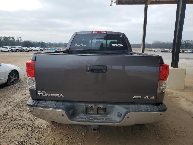 Photo 5 VIN: 5TFBW5F15CX231136 - TOYOTA TUNDRA DOU 