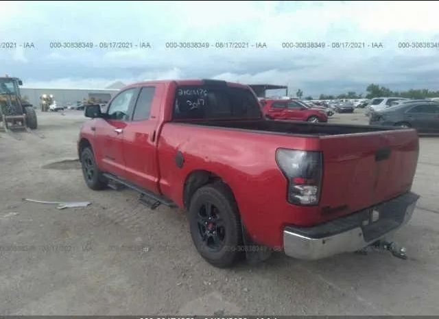 Photo 2 VIN: 5TFBW5F17CX218338 - TOYOTA TUNDRA 4WD TRUCK 