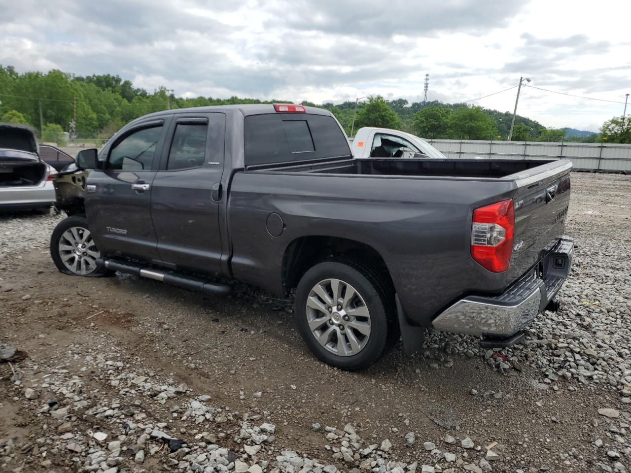 Photo 1 VIN: 5TFBW5F17FX420083 - TOYOTA TUNDRA 