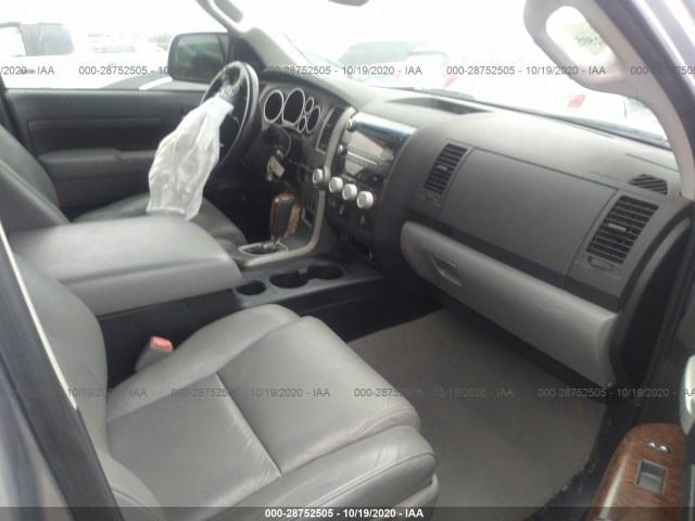 Photo 4 VIN: 5TFBW5F18AX096263 - TOYOTA TUNDRA 4WD TRUCK 