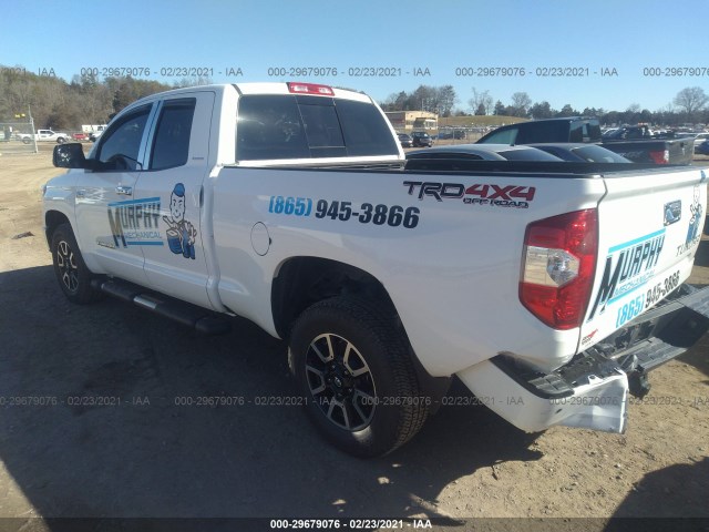 Photo 2 VIN: 5TFBW5F1XJX734352 - TOYOTA TUNDRA 4WD 