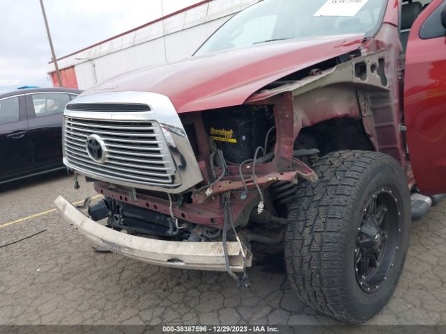 Photo 5 VIN: 5TFBY5F12AX149453 - TOYOTA TUNDRA 