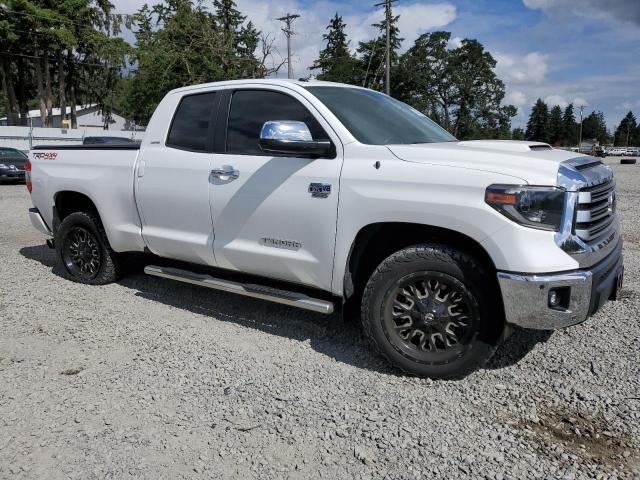 Photo 3 VIN: 5TFBY5F12KX798137 - TOYOTA TUNDRA DOU 