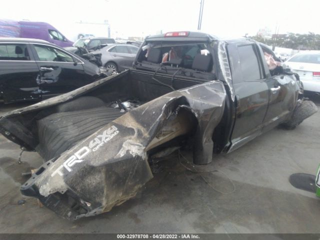 Photo 3 VIN: 5TFBY5F13FX452393 - TOYOTA TUNDRA 4WD TRUCK 