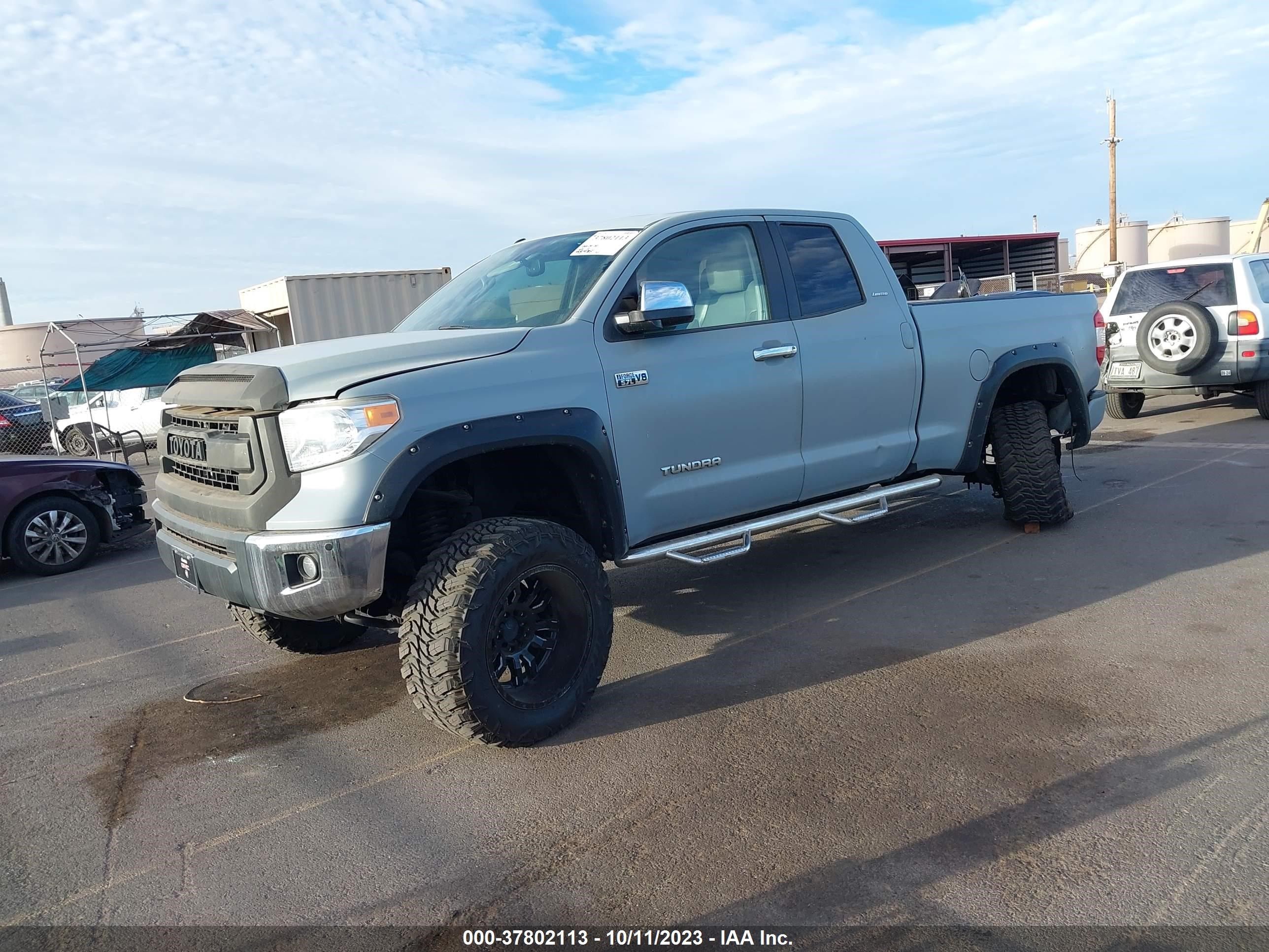 Photo 1 VIN: 5TFBY5F13GX541723 - TOYOTA TUNDRA 