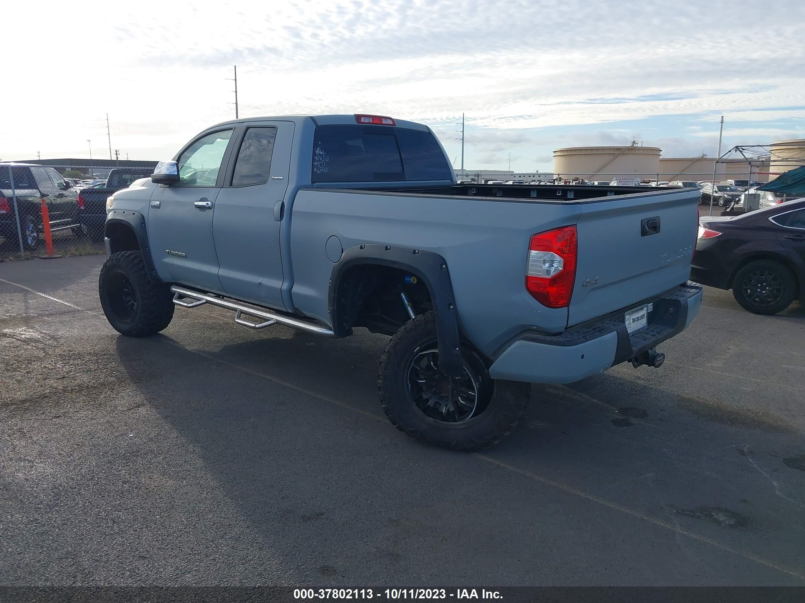 Photo 2 VIN: 5TFBY5F13GX541723 - TOYOTA TUNDRA 