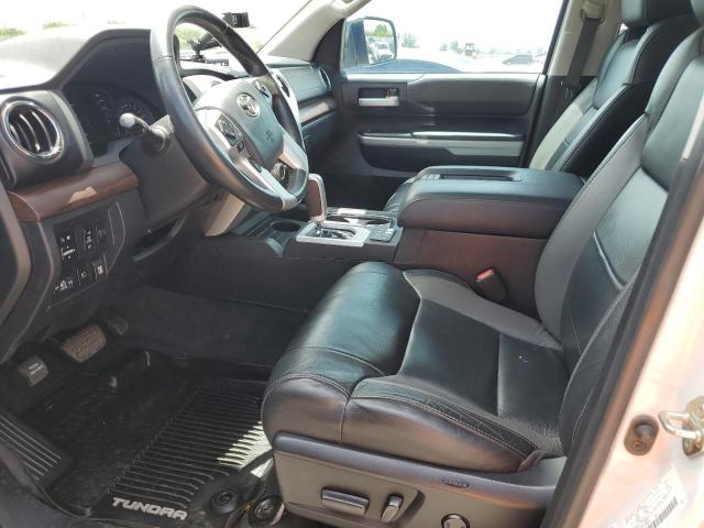 Photo 6 VIN: 5TFBY5F13LX898281 - TOYOTA TUNDRA DOU 