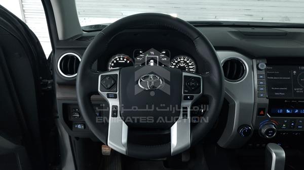 Photo 12 VIN: 5TFBY5F13LX946927 - TOYOTA TUNDRA 