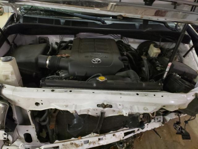 Photo 6 VIN: 5TFBY5F15BX177054 - TOYOTA TUNDRA DOU 