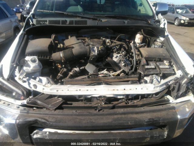 Photo 5 VIN: 5TFBY5F15KX813181 - TOYOTA TUNDRA 4WD 