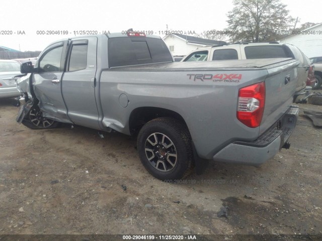 Photo 2 VIN: 5TFBY5F15LX940336 - TOYOTA TUNDRA 4WD 