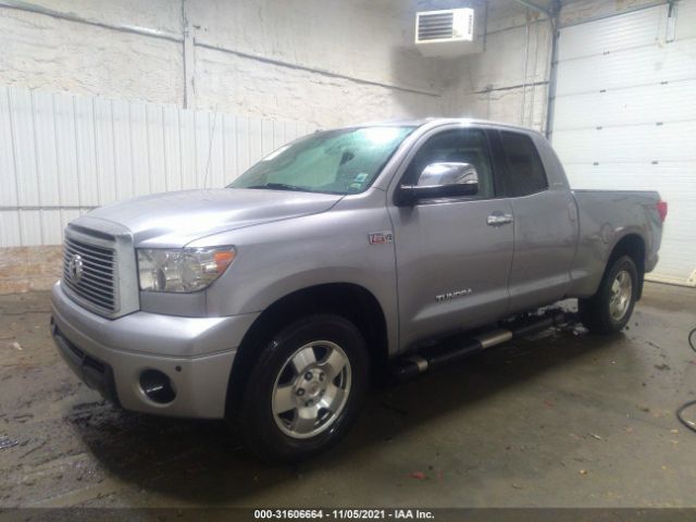 Photo 1 VIN: 5TFBY5F16AX122501 - TOYOTA TUNDRA 4WD TRUCK 