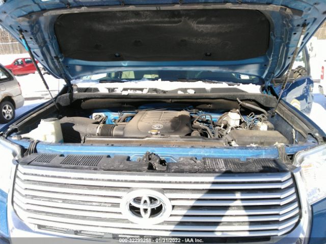 Photo 9 VIN: 5TFBY5F16GX531705 - TOYOTA TUNDRA 4WD TRUCK 