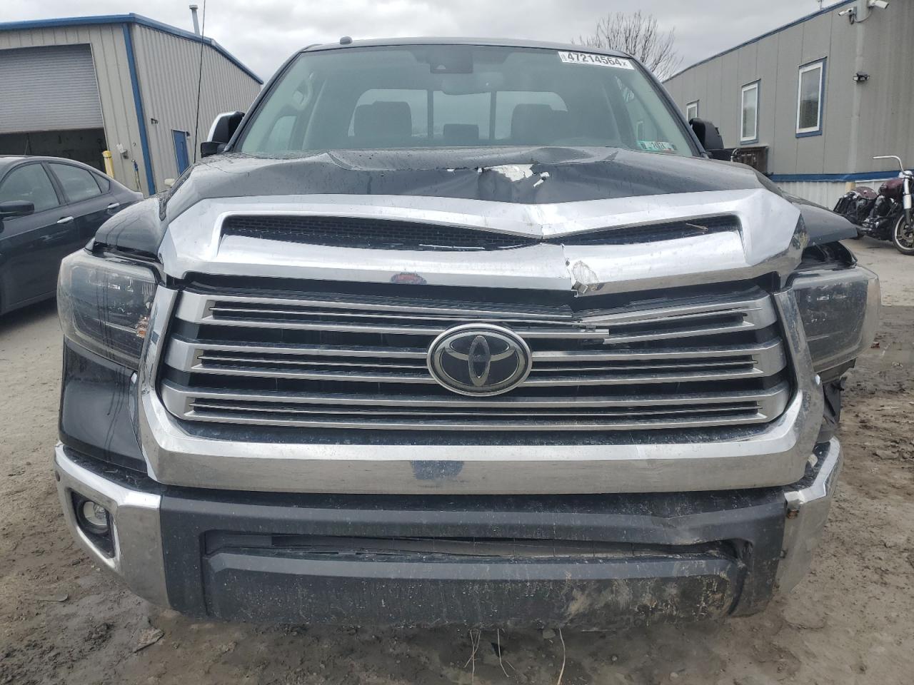 Photo 4 VIN: 5TFBY5F16KX808054 - TOYOTA TUNDRA 