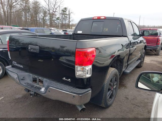 Photo 3 VIN: 5TFBY5F17BX205582 - TOYOTA TUNDRA 