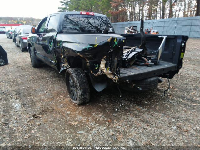 Photo 2 VIN: 5TFBY5F17FX443969 - TOYOTA TUNDRA 4WD TRUCK 