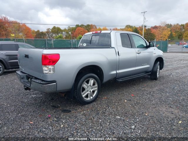 Photo 3 VIN: 5TFBY5F18BX177212 - TOYOTA TUNDRA 4WD TRUCK 