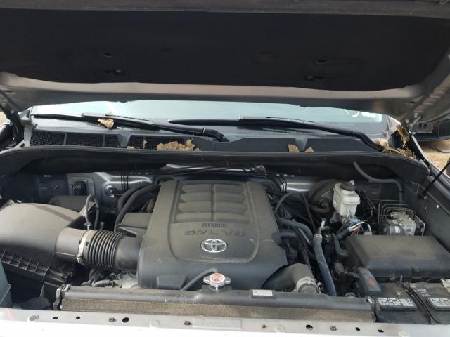 Photo 6 VIN: 5TFBY5F18JX722209 - TOYOTA TUNDRA 