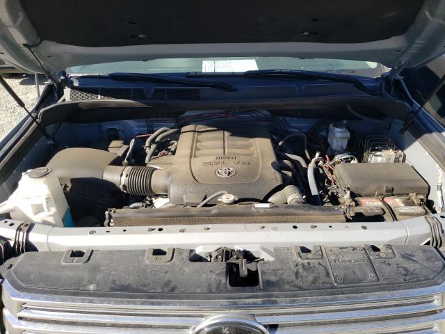 Photo 6 VIN: 5TFBY5F18JX752584 - TOYOTA TUNDRA DOU 