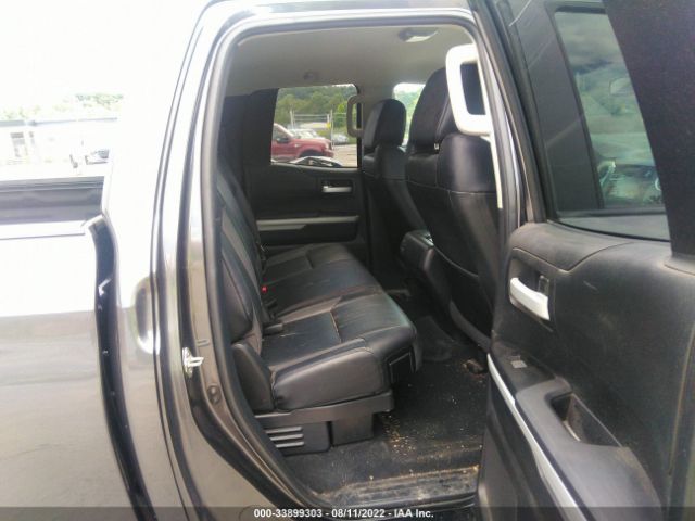 Photo 7 VIN: 5TFBY5F18JX774603 - TOYOTA TUNDRA 4WD 