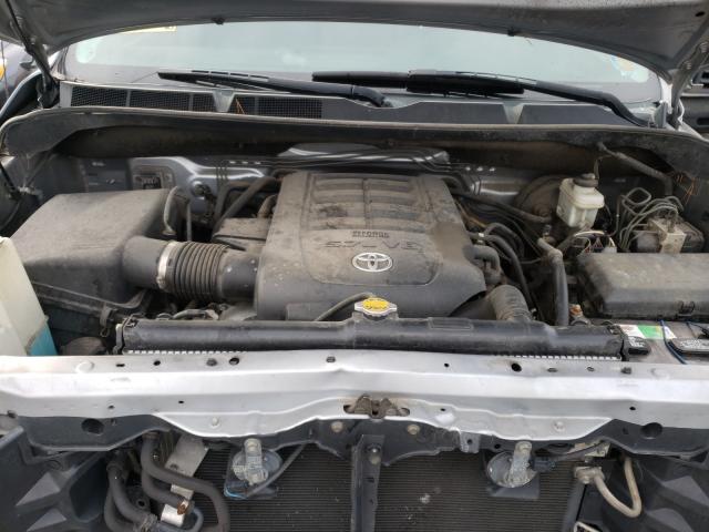 Photo 6 VIN: 5TFBY5F19BX185089 - TOYOTA TUNDRA DOU 