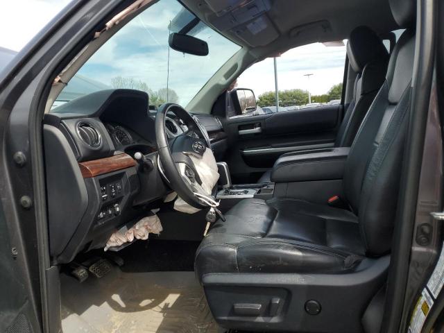 Photo 6 VIN: 5TFBY5F19GX579733 - TOYOTA TUNDRA 