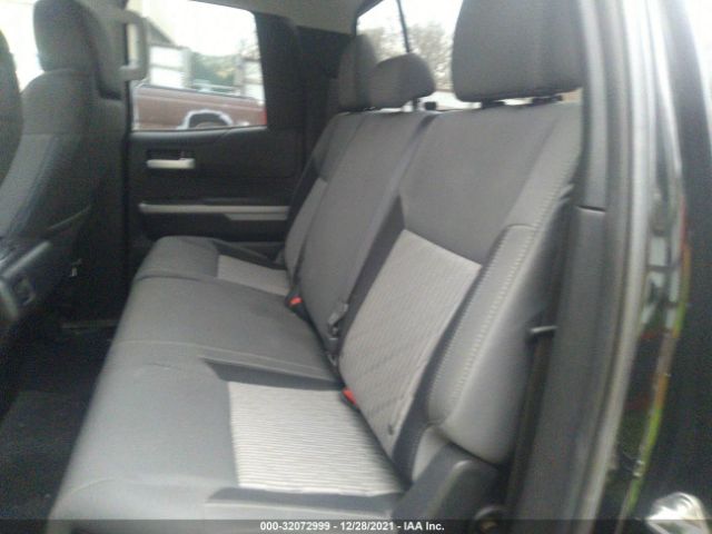 Photo 7 VIN: 5TFBY5F19KX867857 - TOYOTA TUNDRA 4WD 