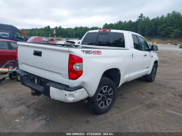 Photo 3 VIN: 5TFBY5F1XKX827867 - TOYOTA TUNDRA 