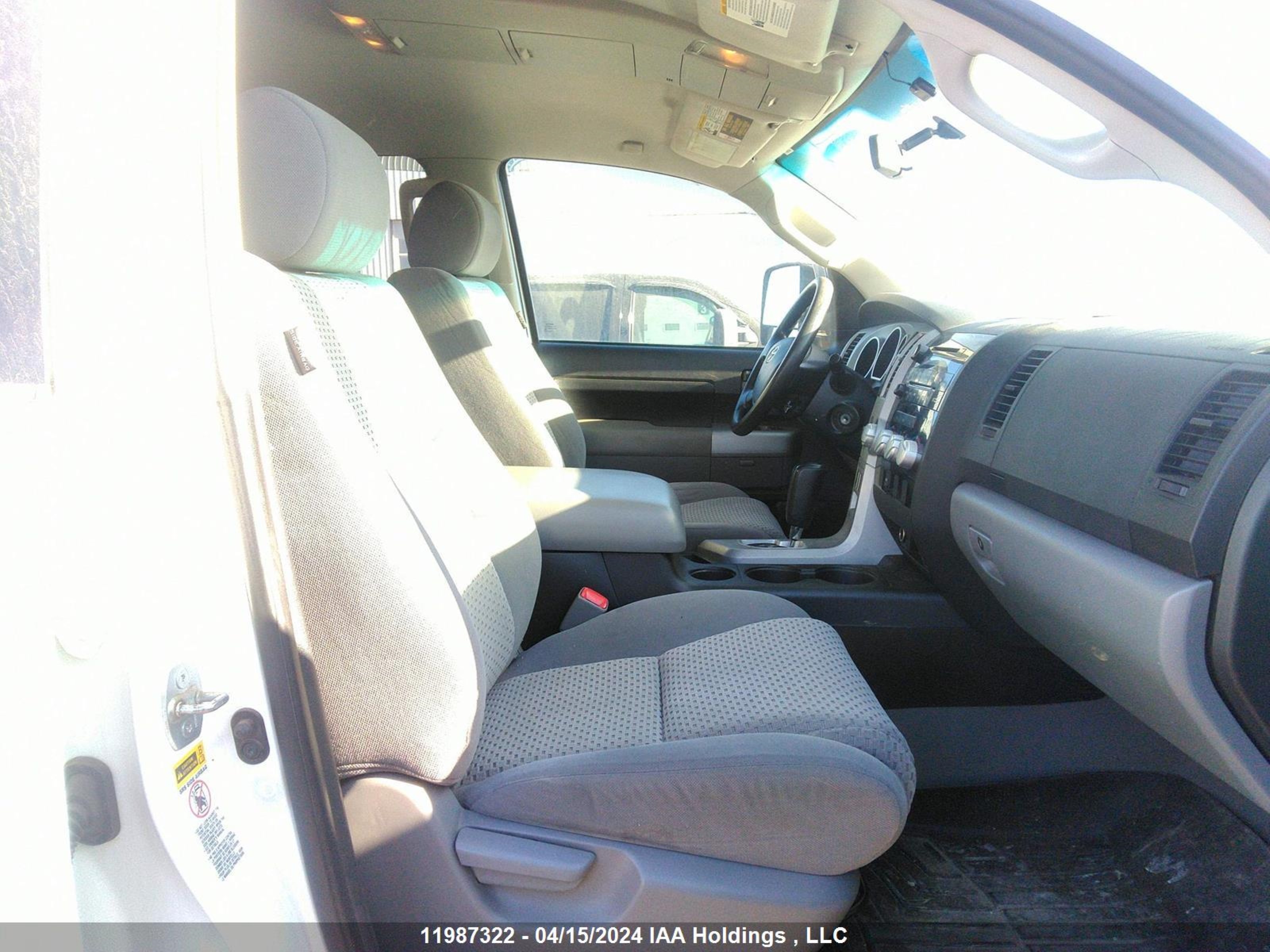 Photo 4 VIN: 5TFCV54168X007942 - TOYOTA TUNDRA 