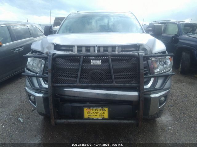 Photo 5 VIN: 5TFCW5F10EX017534 - TOYOTA TUNDRA 4WD TRUCK 