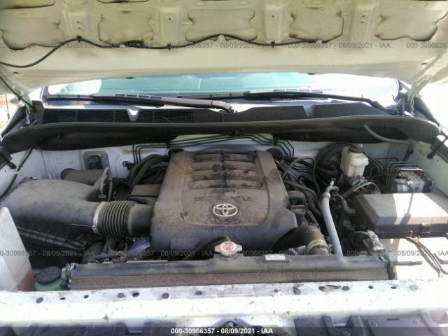 Photo 9 VIN: 5TFCY5F10JX023242 - TOYOTA TUNDRA 4WD 