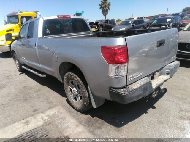 Photo 2 VIN: 5TFCY5F13CX013551 - TOYOTA TUNDRA 4WD TRUCK 