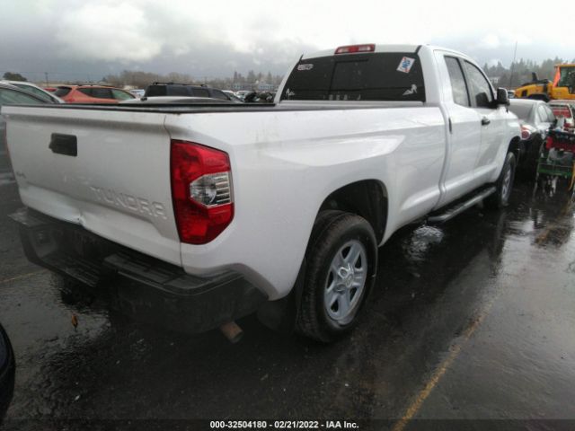 Photo 3 VIN: 5TFCY5F15EX015997 - TOYOTA TUNDRA 4WD TRUCK 