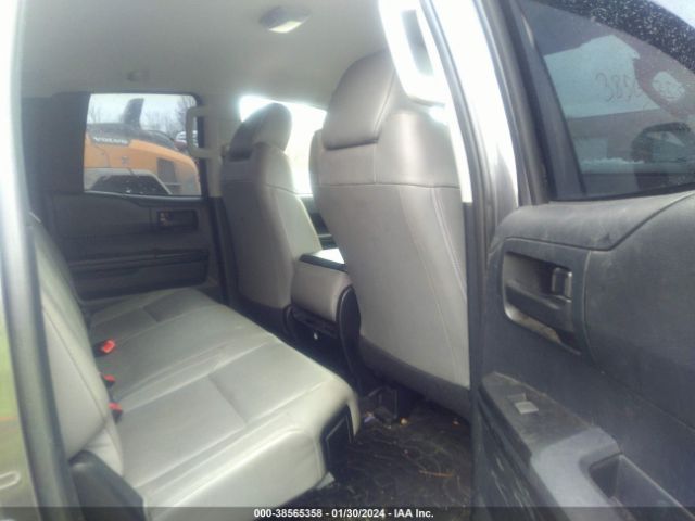 Photo 7 VIN: 5TFCY5F15EX017572 - TOYOTA TUNDRA 