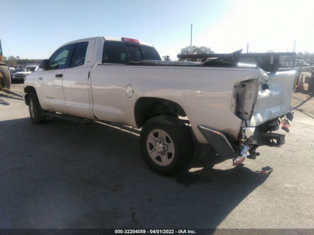 Photo 2 VIN: 5TFCY5F15KX024100 - TOYOTA TUNDRA 4WD 