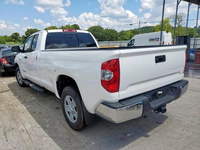 Photo 2 VIN: 5TFCY5F15KX024842 - TOYOTA TUNDRA DOU 