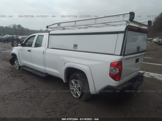 Photo 2 VIN: 5TFCY5F17JX023612 - TOYOTA TUNDRA 4WD 