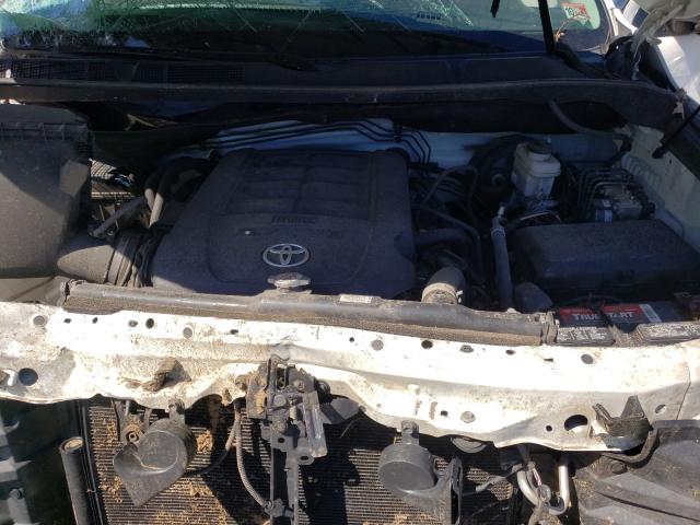 Photo 6 VIN: 5TFCY5F17KX024633 - TOYOTA TUNDRA DOU 