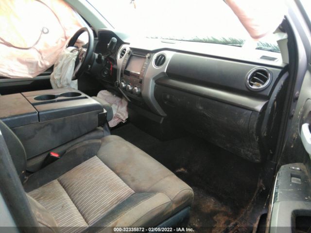 Photo 4 VIN: 5TFCY5F18HX021829 - TOYOTA TUNDRA 4WD 