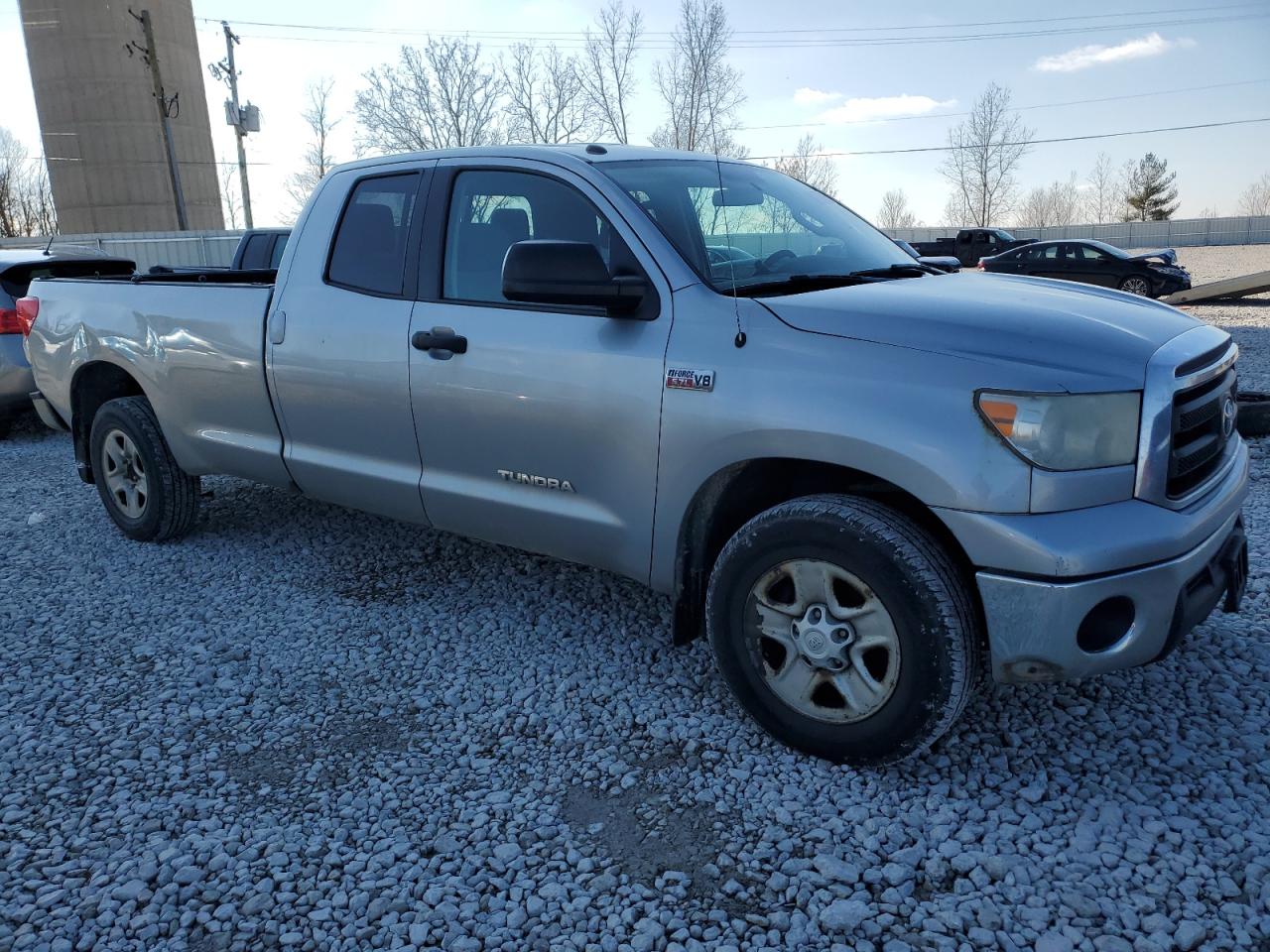 Photo 3 VIN: 5TFCY5F19BX011513 - TOYOTA TUNDRA 