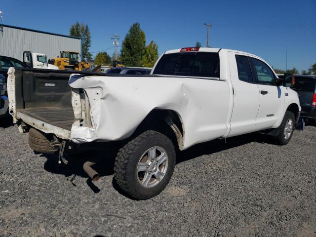 Photo 2 VIN: 5TFCY5F19DX014639 - TOYOTA TUNDRA DOU 