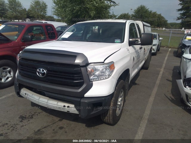 Photo 1 VIN: 5TFCY5F19EX017770 - TOYOTA TUNDRA 4WD TRUCK 