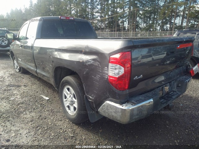 Photo 2 VIN: 5TFCY5F1XFX018928 - TOYOTA TUNDRA 4WD TRUCK 