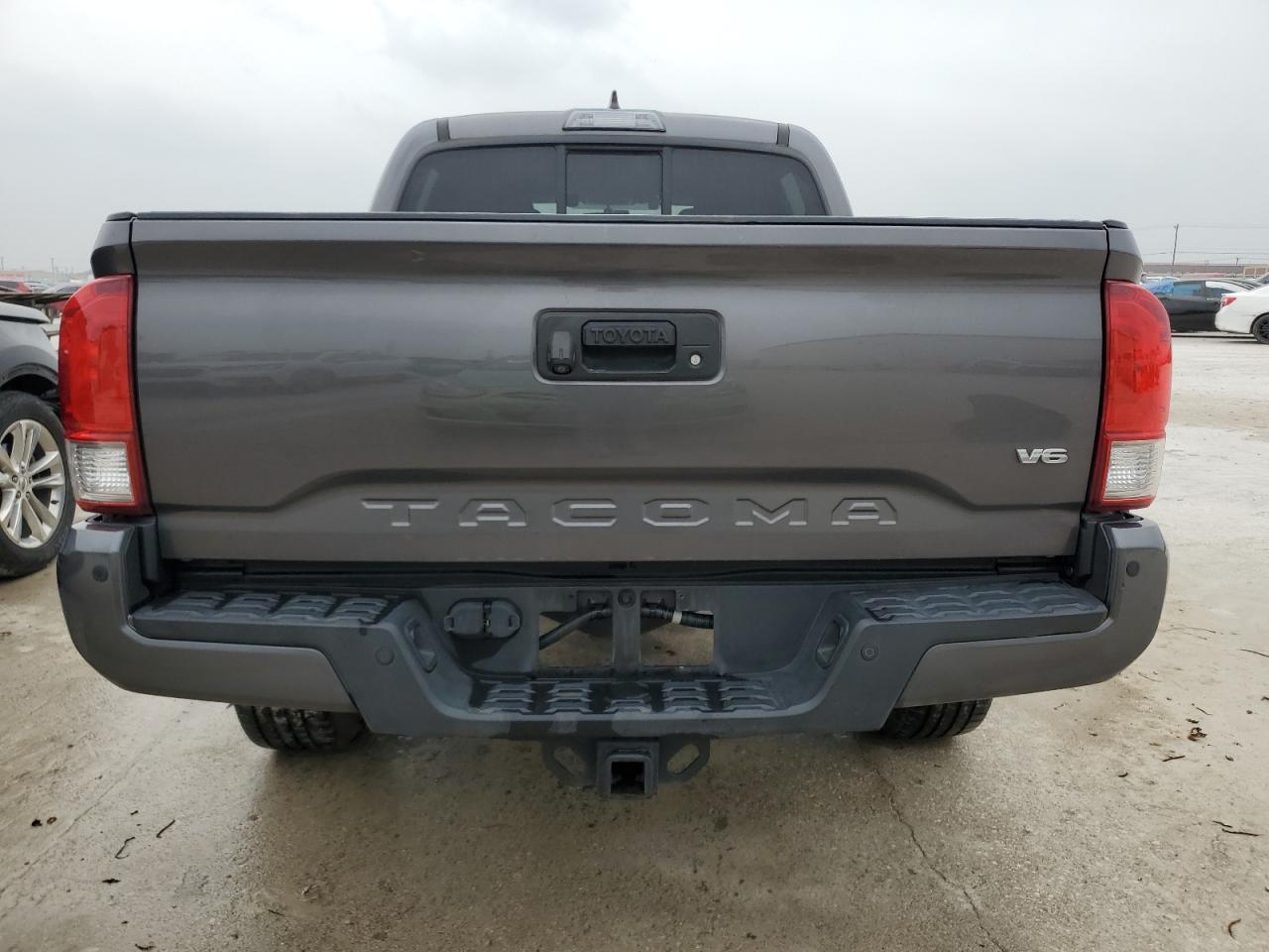 Photo 5 VIN: 5TFCZ5AN0GX022351 - TOYOTA TACOMA 