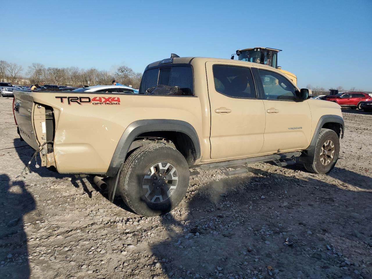 Photo 2 VIN: 5TFCZ5AN0GX042972 - TOYOTA TACOMA 