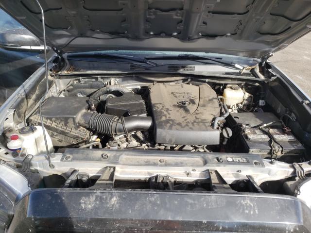 Photo 6 VIN: 5TFCZ5AN0HX049082 - TOYOTA TACOMA DOU 