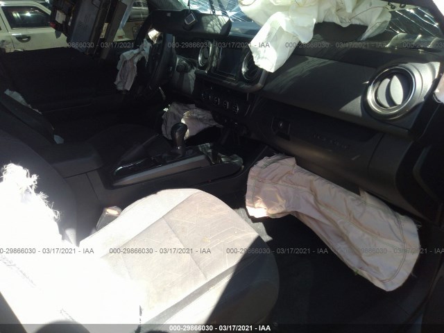 Photo 4 VIN: 5TFCZ5AN0HX067372 - TOYOTA TACOMA 